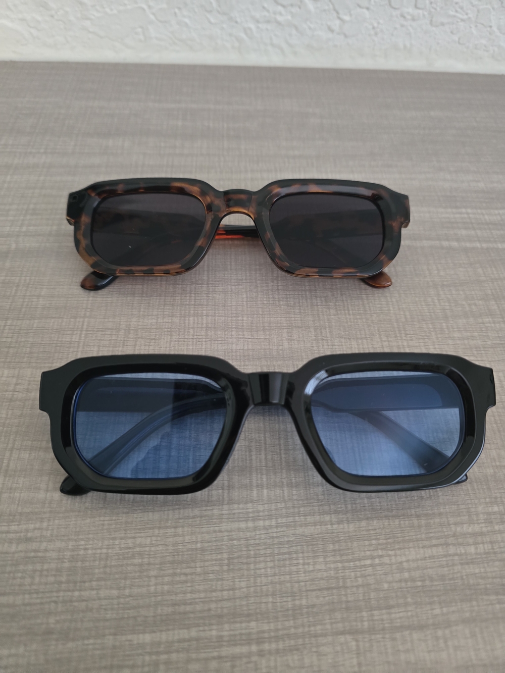 NWT Set of 2 Retro 90s Rectangle Sunglasses - Tortoise & Black/Blue Lenses
